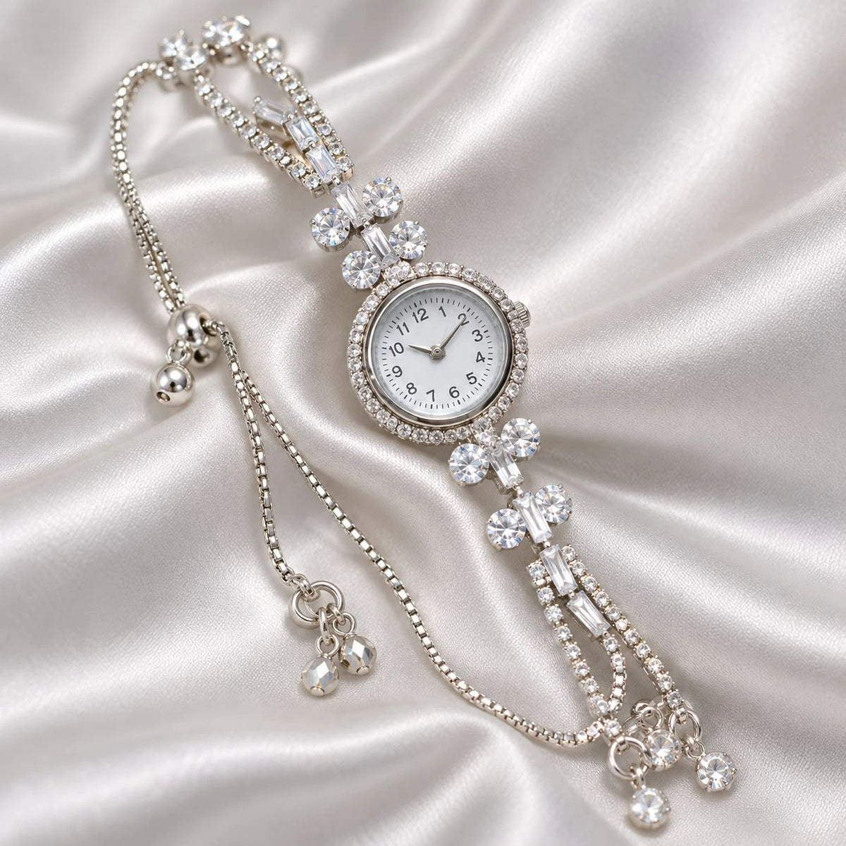 โจ Silver Sparkle Bracelet Watch