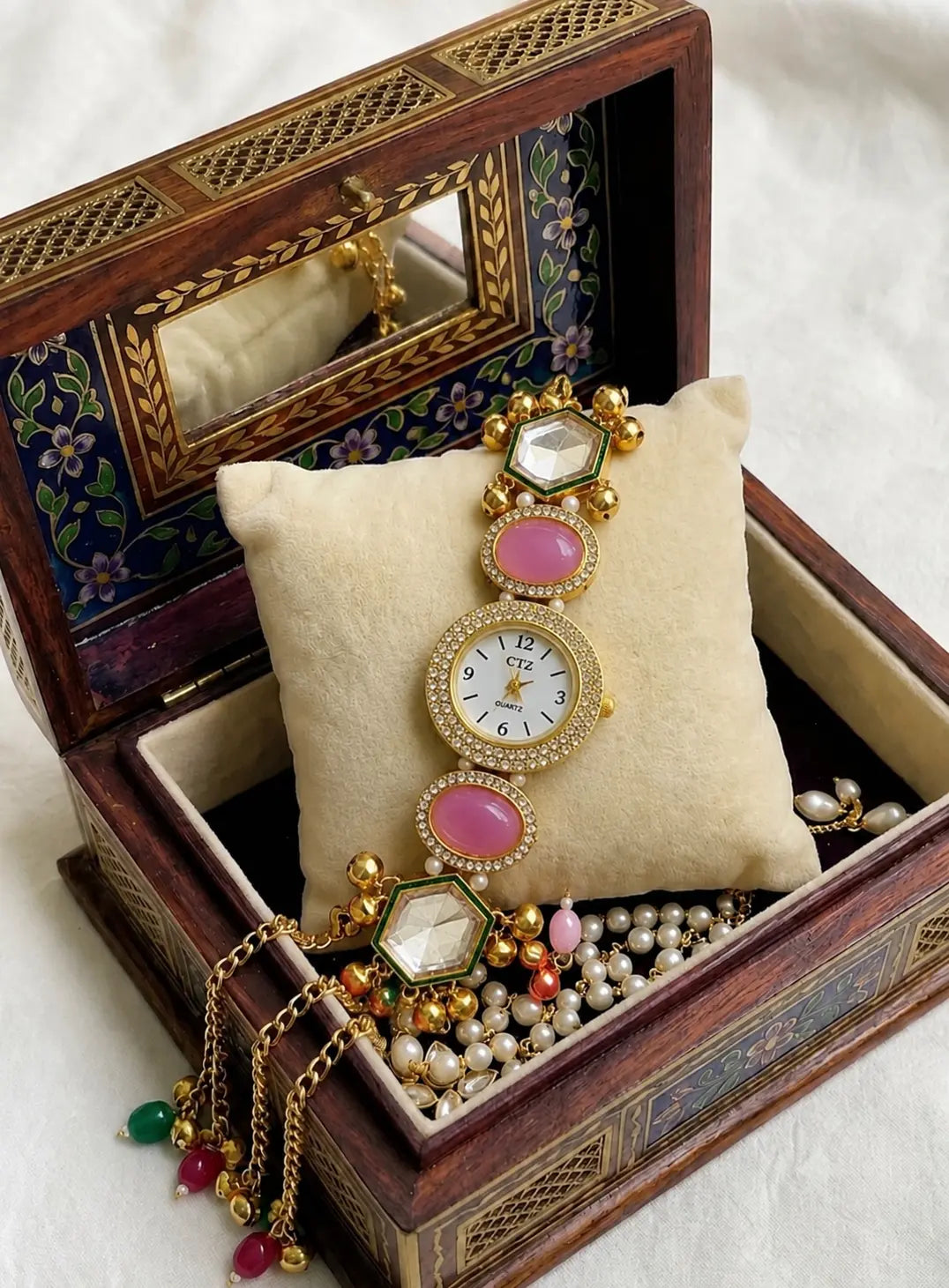 Viral Kashmiri Watch ✨