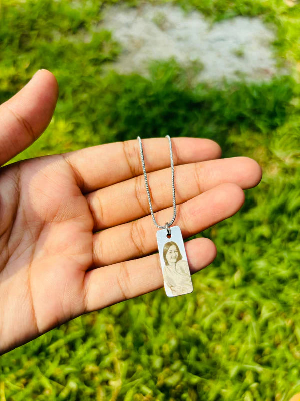 Eye Personalized Eye Photo Pendant - Image 1